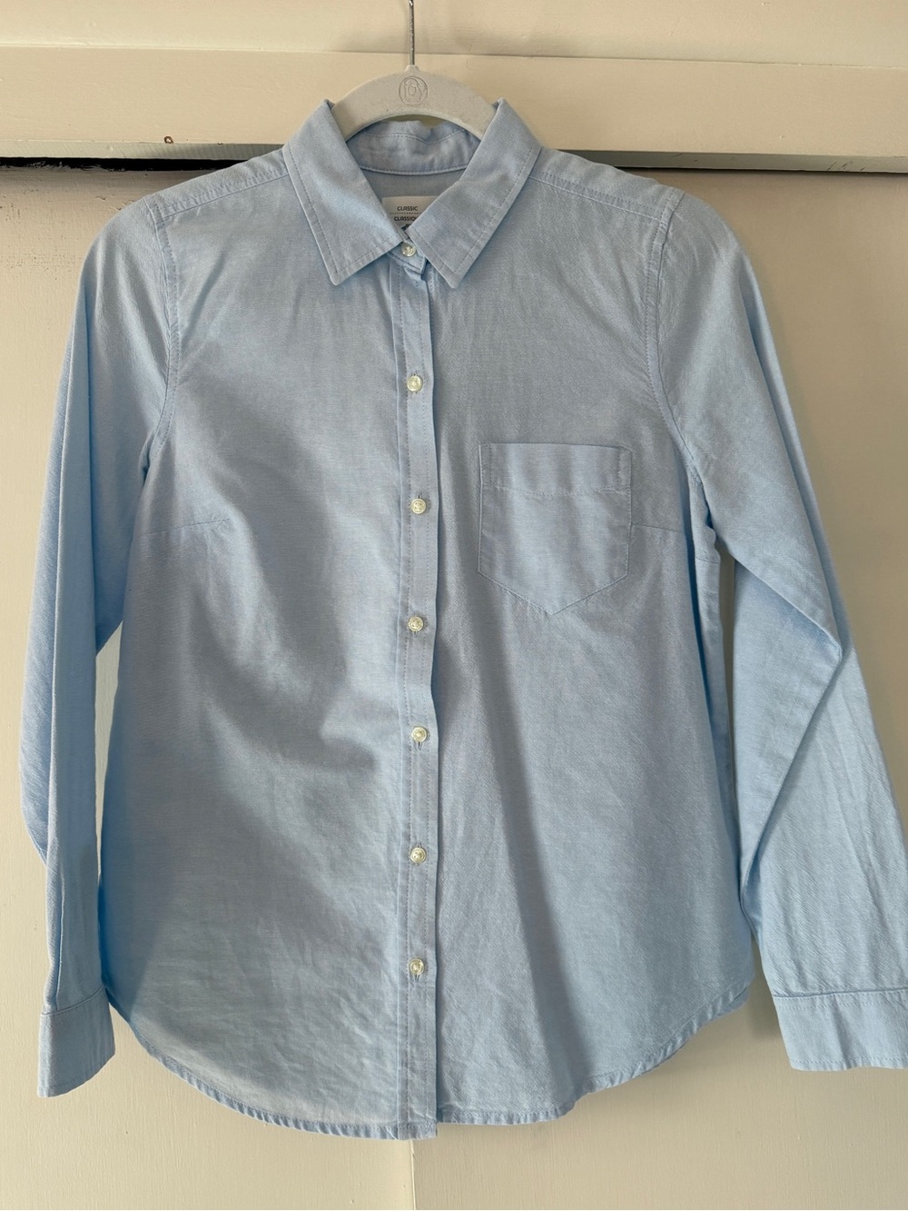 OLD NAVY NWOT OXFORD BUTTON UP WOMEN’S LONG SLEEVE SHIRT IN LIGHT BLUE SIZE XS